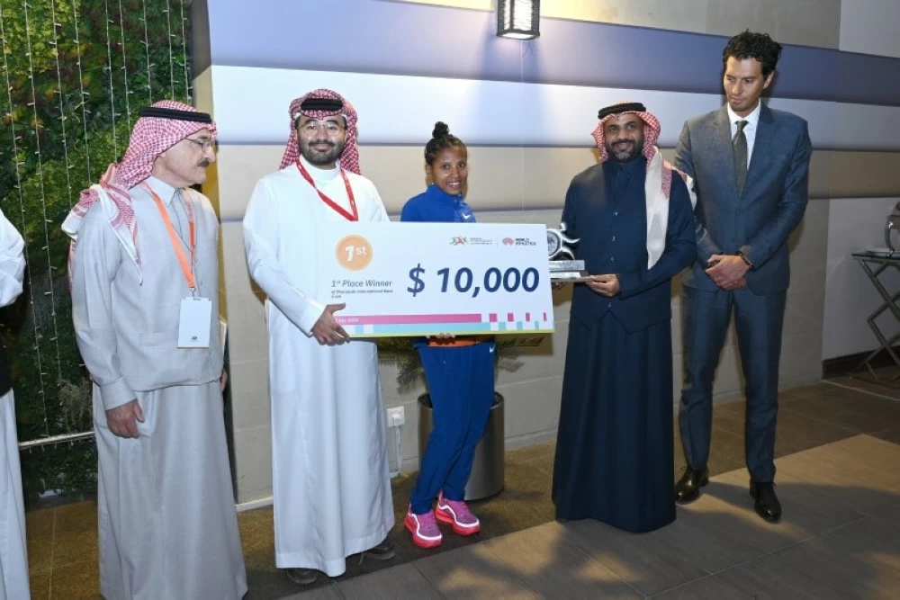 الظهران مول يحتفي بالمجتمع من خلال سباق الشرقية الدولي