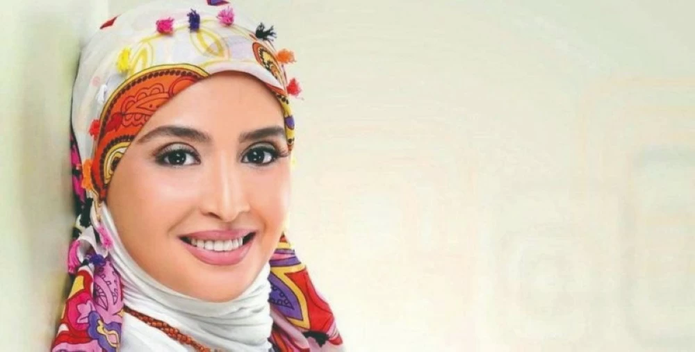 اختفاؤها أشعل الجدل.. لماذا غابت حنان ترك عن زفاف ابنها؟. للاطلاع على 