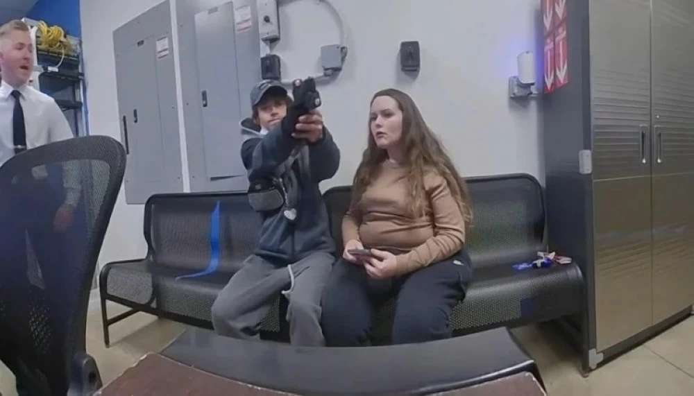 حاول اللص إطلاق النار على رأس الضابط.