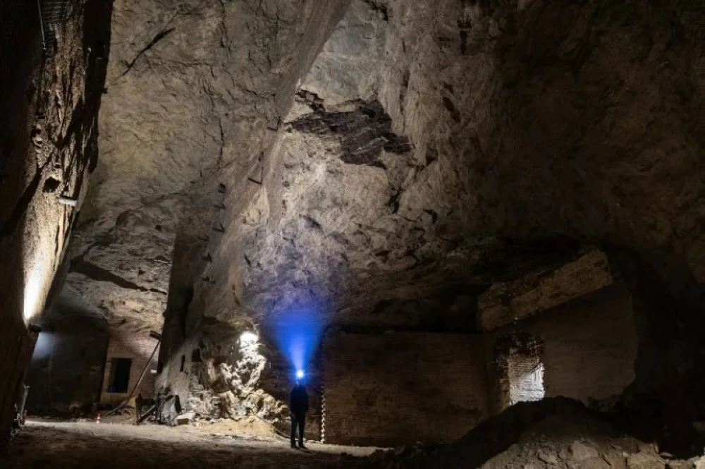 تعتبر زيارة الأنفاق السرية للنازية سياحة في قلب تاريخ مظلم.