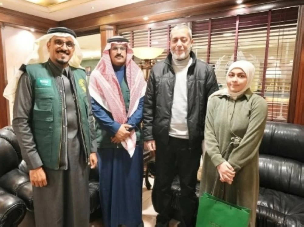 الفتاة حبيبة تخضع حاليًا لإشراف فريق طبي متخصص في الأردن. (واس).