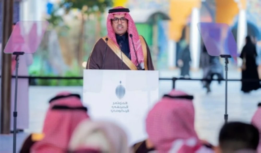 عاجل | وزير الإعلام: 55.4% مساهمة «غير النفطية» في الناتج المحلي. للاطلاع على 