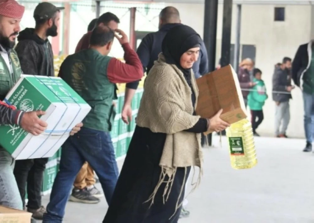  5.060 فردًا استفادوا ضمن مشروعي توزيع المساعدات الغذائية لدعم الأسر الأكثر حاجة، وتوزيع التمور في الجمهورية اللبنانية.