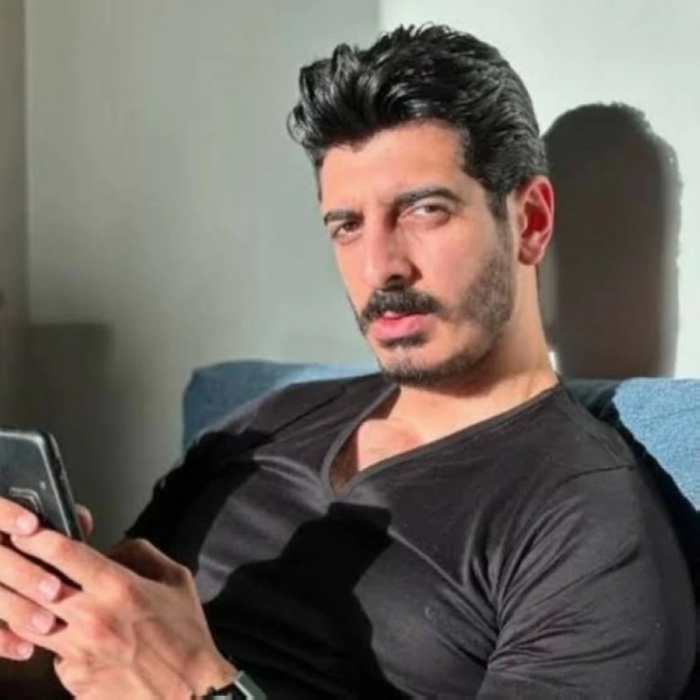 شاكر محظور.