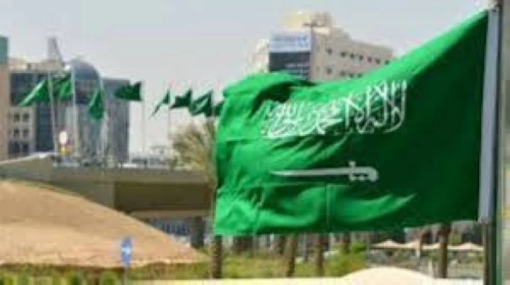 عاجل السعودية: تحركات «الانتقالي الجنوبي» العسكرية في «حضرموت والمهرة» تمت بشكل أحادي دون موافقة «الرئاسة اليمنية». للاطلاع على 