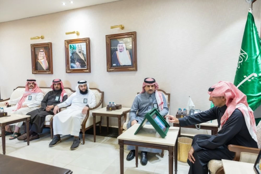 وكيل إمارة المنطقة الشرقية يدشن الربط الإلكتروني بين وزارة الداخلية والإمارة
