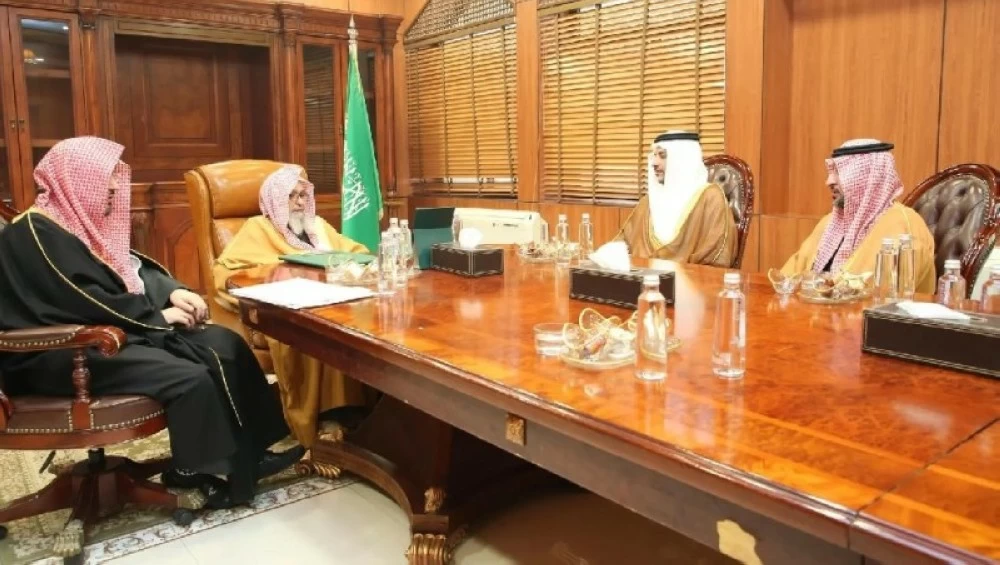 مفتي عام المملكة يستقبل الرئيس التنفيذي للهيئة الملكية لمدينة مكة المكرمة والمشاعر المقدسة