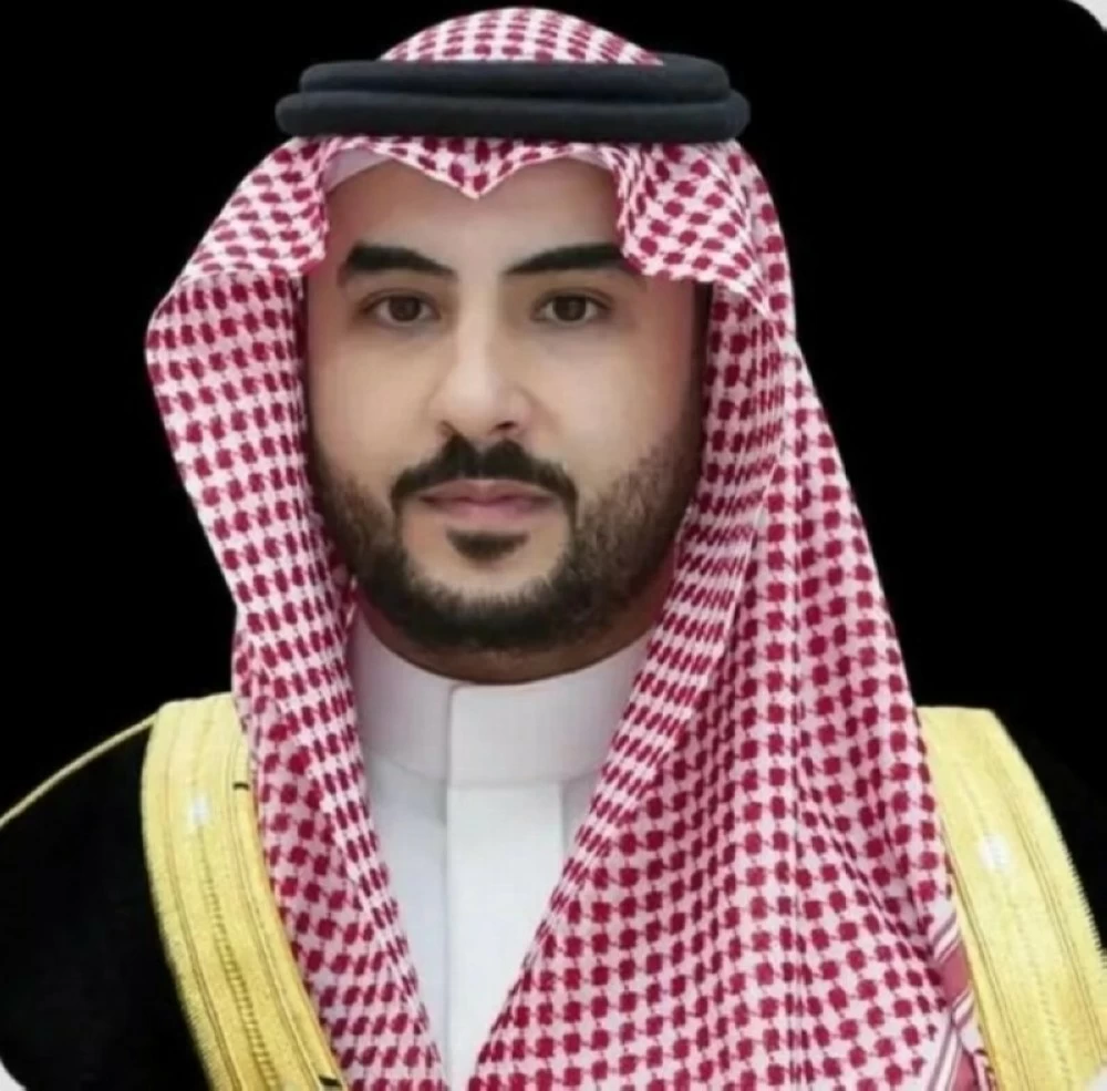 عاجل | وزير الدفاع خالد بن سلمان: القضية الجنوبية حاضرة في أي حل سياسي وينبغي حلّها بالتوافق. أكد أن تضحيات التحالف كانت لاستعادة الدولة لا لخلق صراعات جديدة. للاطلاع على 