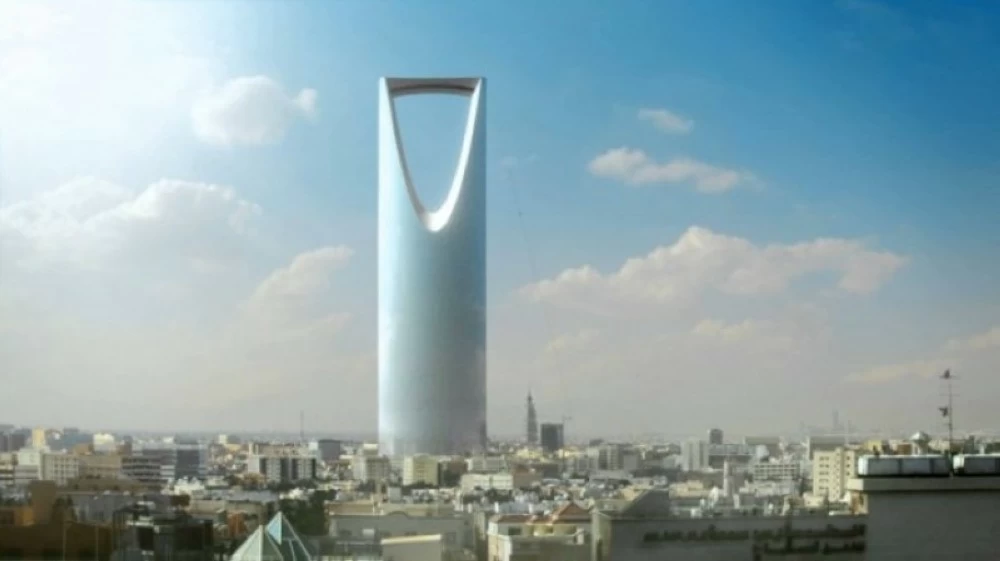  الهيئة  أوضحت أن المخالفات شملت قطاعات التدوير وإعادة استخدام النفايات البلدية، والبيع بالتجزئة للدواجن والبيض، ومستلزمات وأدوات العناية بالأطفال، ومؤسسات ووكالات دعاية وإعلان، وتشغيل المحاجر.