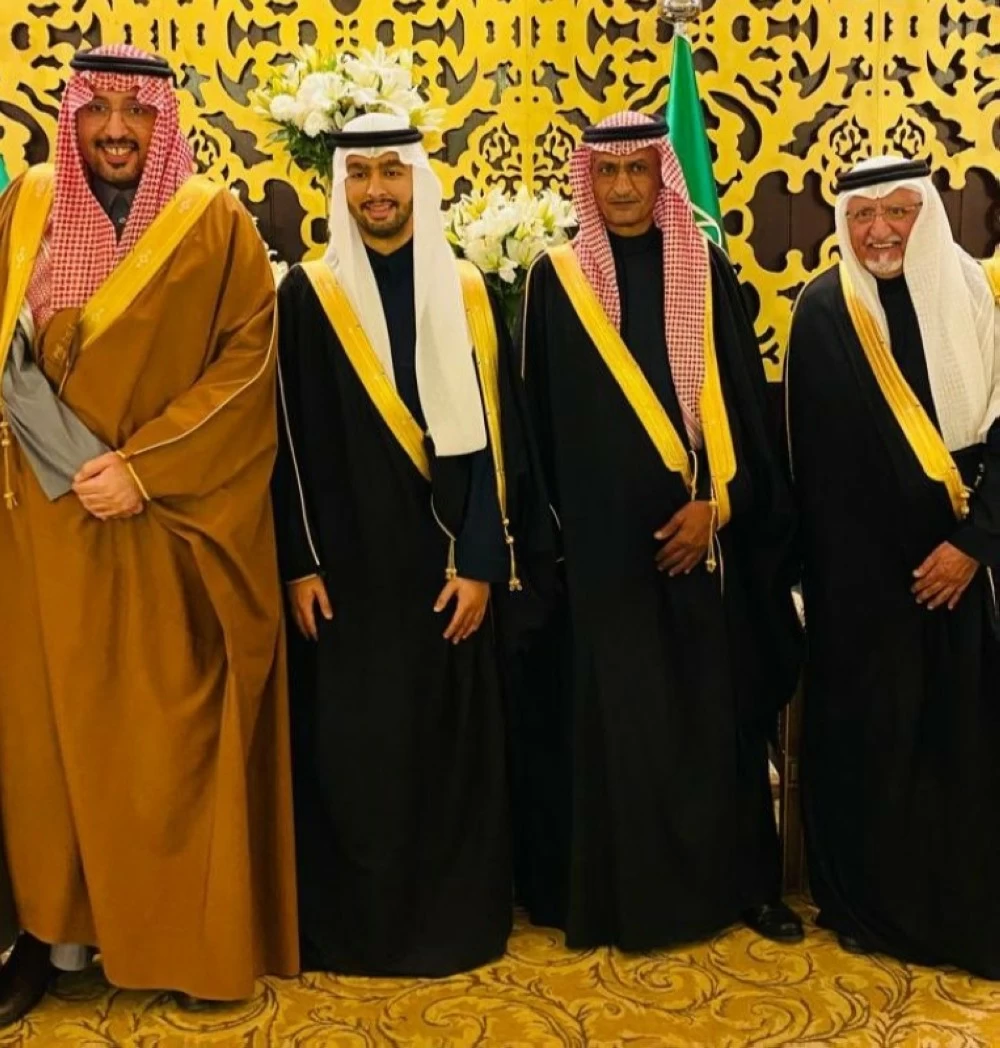 أمراء ومسؤولون يشرفون زواج آل الشيخ والدامر