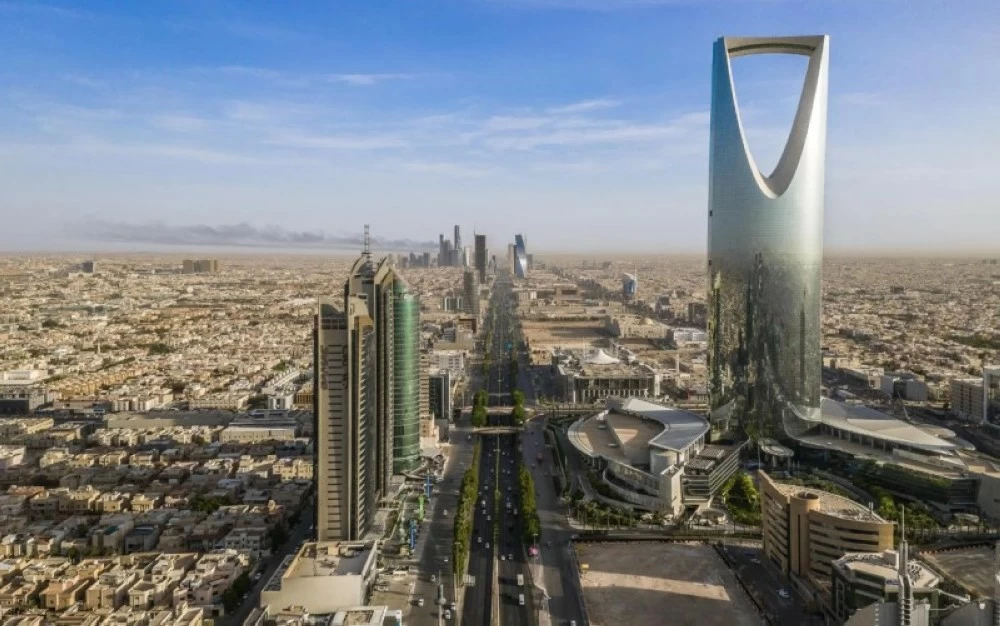 عاجل | المركز الوطني لإدارة الدين يُنهي ترتيب تأمين قرض دولي مجمّع بقيمة 13 مليار دولار. للاطلاع على 