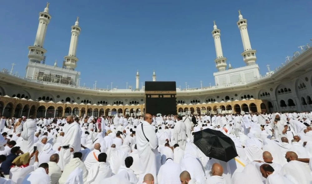 خطيب المسجد الحرام: الإعجاب بالنفس من الخصال المهلكة