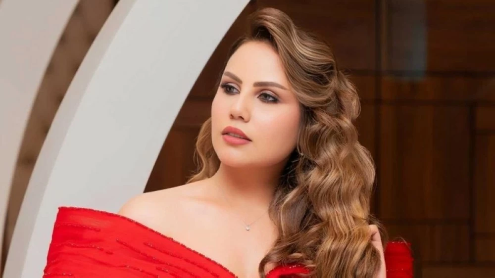 الفنانة مينا نور الدين
