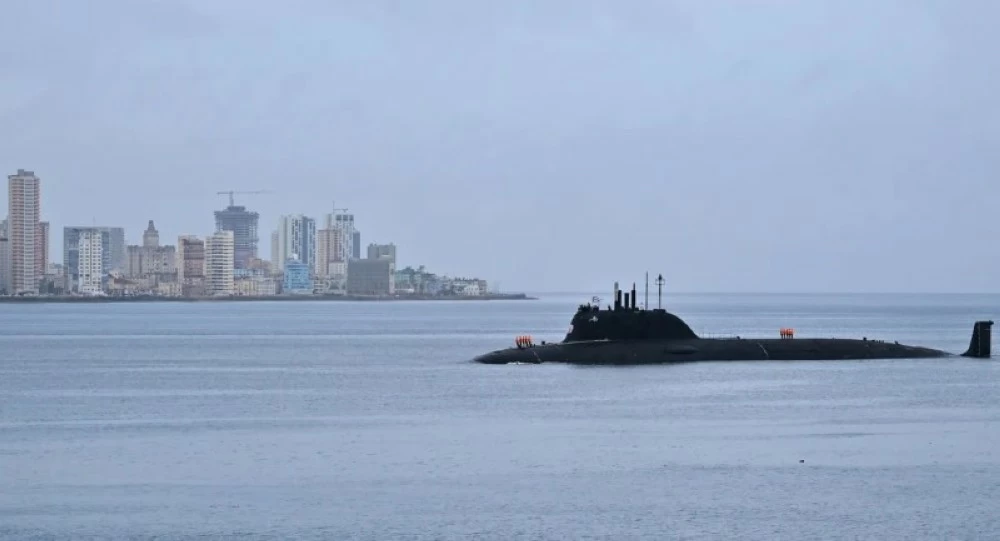 عاجل | مواجهة بحرية.. أمريكا تطارد ناقلة نفط روسية.. وموسكو تدفع بغواصة. للاطلاع على 