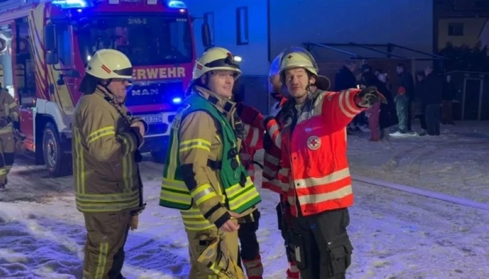 انفجار عنيف يهدم مبنى في ألمانيا.. والسلطات تبحث عن السكان