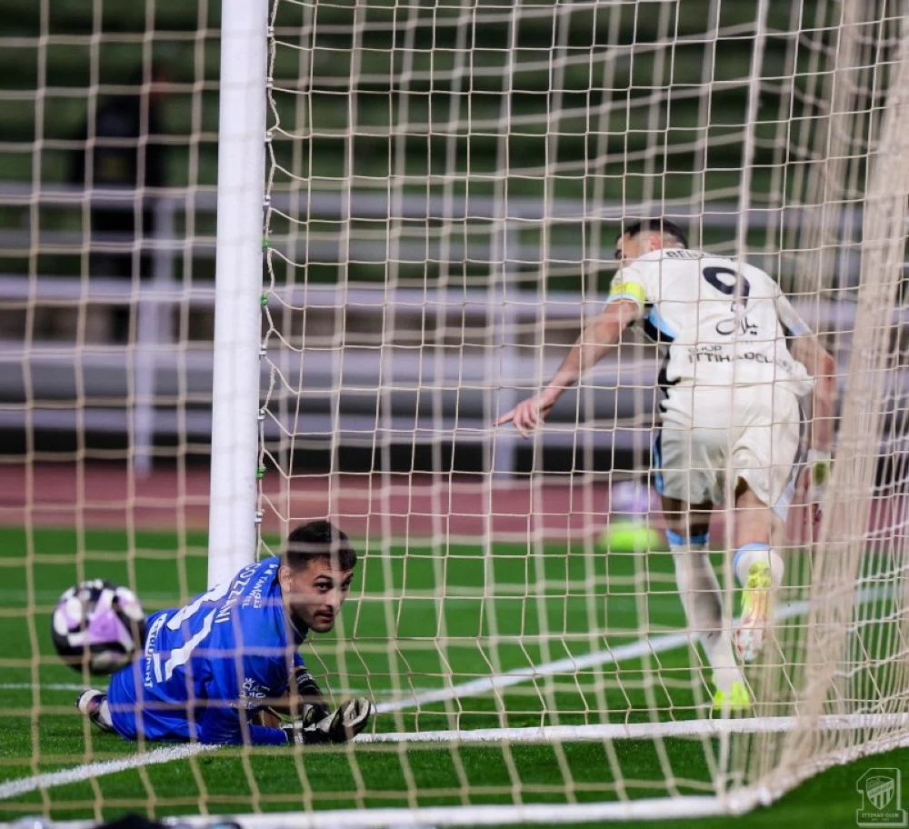 كسب الخلود بالأربعة.. كريم يا اتحاد