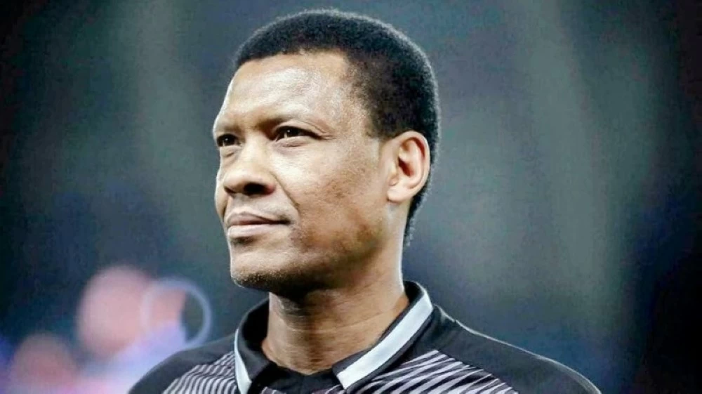 قبل ساعة من انطلاق المواجهة .. الدعيع لــ«عكاظ»: الديربي لا يُحسم على الورق. : أمل السعيد. للاطلاع على 