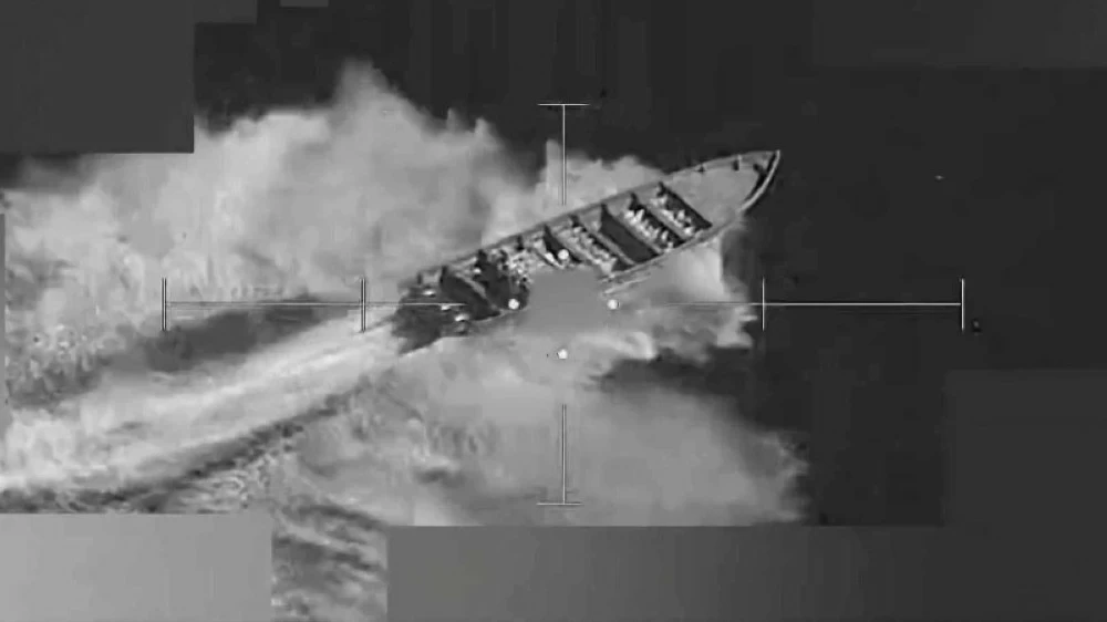 استخدام طائرة بغطاء مدني أثار مخاوف قانونية رغم تبرير الضربات بأنها ضمن الحرب على عصابات المخدرات. 