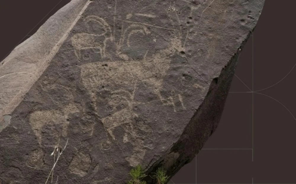 اكتشاف 20 نقشاً أثرياً عمره 5000 عام في قمم السودة