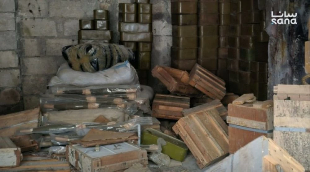مستودعات ضبطتها وحدات الأمن في حلب تحتوي على أسلحة متنوعة تعود لتنظيم «قسد».