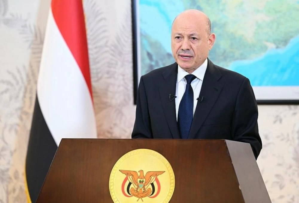 عاجل| «الرئاسي اليمني» يعين الصبيحي والخنبشي عضوين في مجلس القيادة. للاطلاع على 