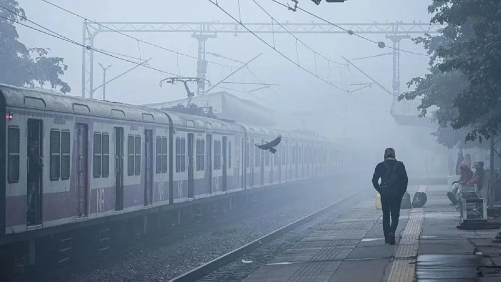 برد قارس يجتاح شمال الهند، ونيودلهي تسجّل أبرد يوم هذا الشتاء.