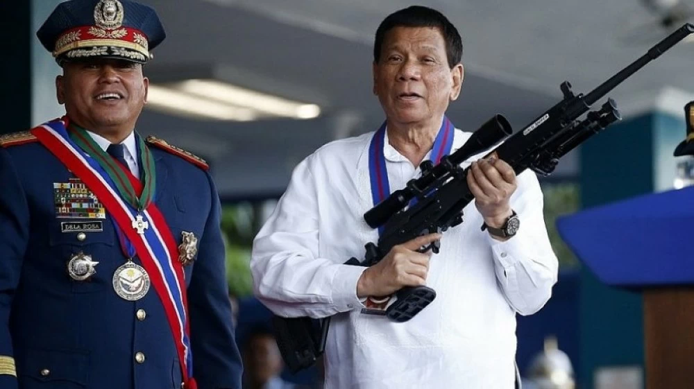 نداء علني من لاهاي.. الجنائية الدولية تدعو شرطة الفلبين للشهادة ضد «دوتيرتي»