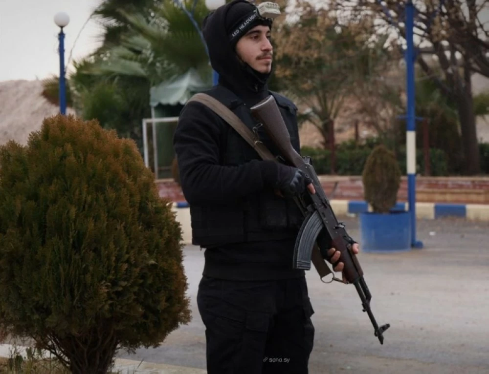 الأمن السوري يعيد انتشاره في ريف حلب بعد السيطرة عليها.