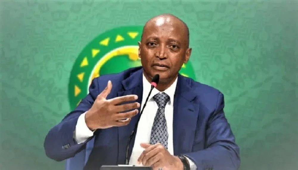 رئيس الاتحاد الأفريقي لكرة القدم باتريس موتسيبي.