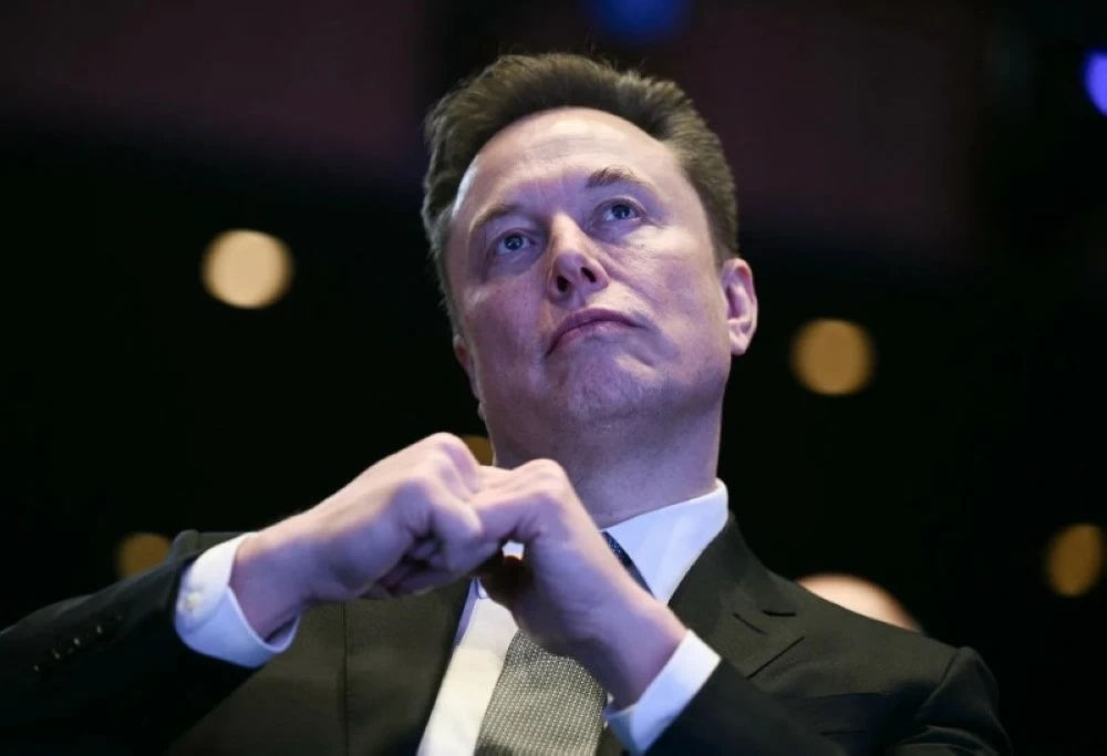 عاجل | احتيال الذكاء الاصطناعي.. ماسك يقترب من الفوز بـ 134 مليار في تعويض تاريخي. للاطلاع على 