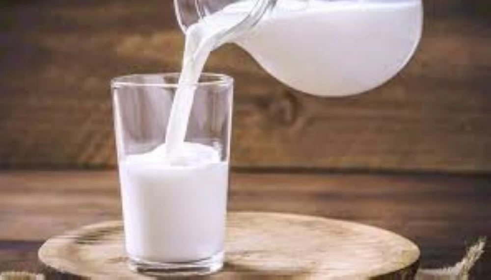 كمية إنتاج الحليب الخام في مشاريع الأبقار المتخصصة بحسب ما سجلته الإحصاءات بلغت أكثر من 2.7 مليار لتر خلال عام 2024.