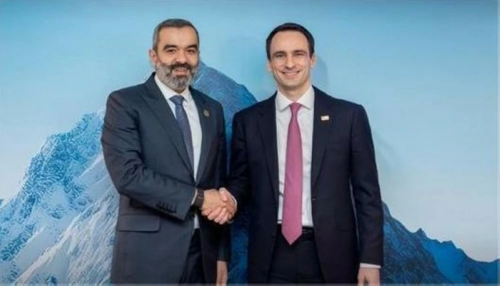 المهندس السواحه يجتمع مع كبير مستشاري البيت الأبيض للذكاء الاصطناعي والعملات الرقمية.