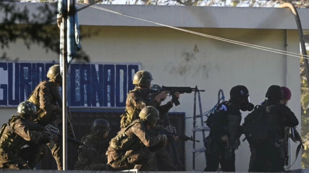 عناصر من قوات الأمن في غواتيمالا.