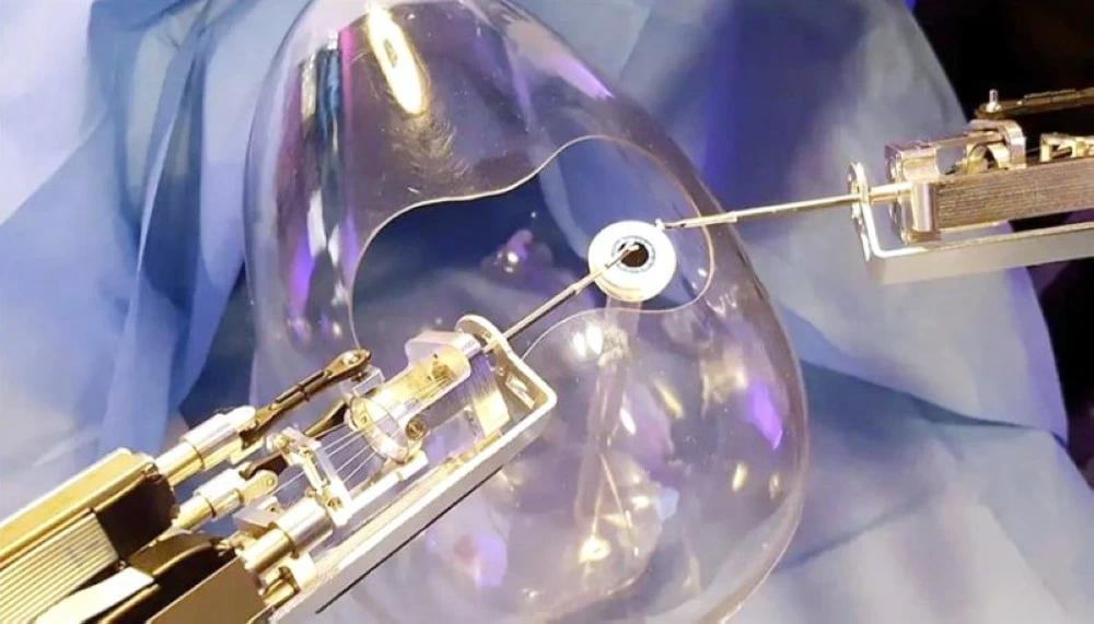 بشرى لمرضى العيون: نظام روبوتي للجراحات الدقيقة