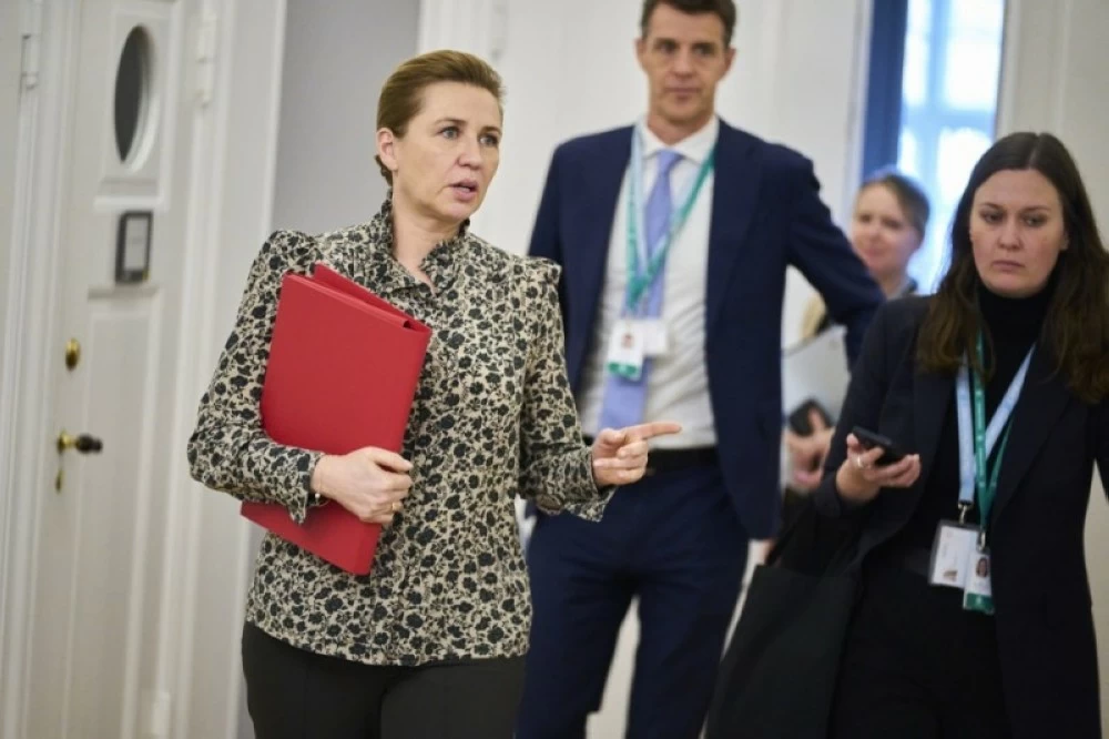 رئيسة الوزراء الدنماركية ميتي فريدريكسن. (إ ب أ)