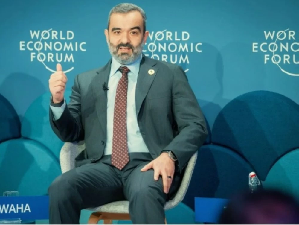 وزير الاتصالات وتقنية المعلومات المهندس عبدالله السواحة، خلال مشاركته، ضمن أعمال المنتدى الاقتصادي العالمي في دافوس. (واس).

