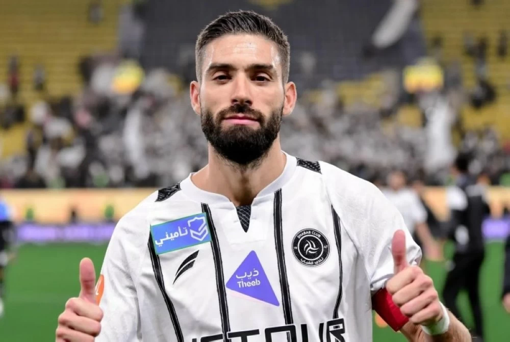 النجم البلجيكي يانيك كاراسكو