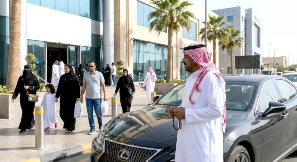 مختصون لـ«عكاظ»: التنظيم طوّر المهنة..«الكدادة» بصوتٍ خفيض: مشوار يـ «الطيّب»..