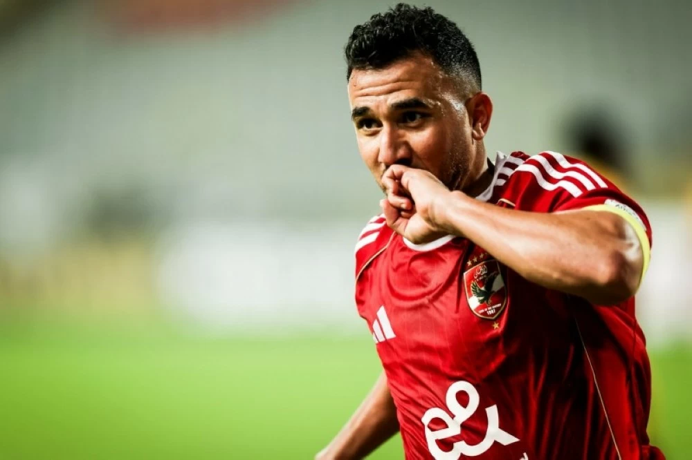 احتفال تريزيجيه بالتسجيل في مرمى يانغ أفريكانز.