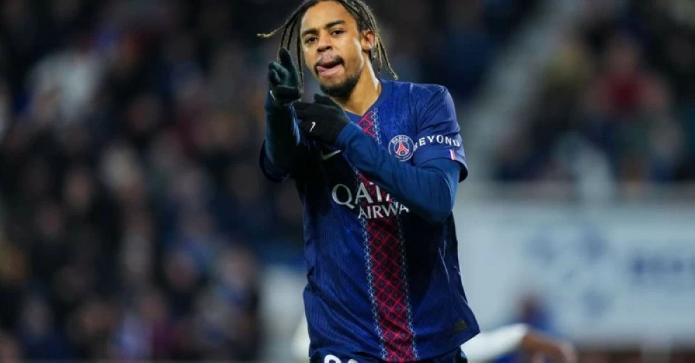 باريس سان جيرمان يضع لانس تحت «الضغط»