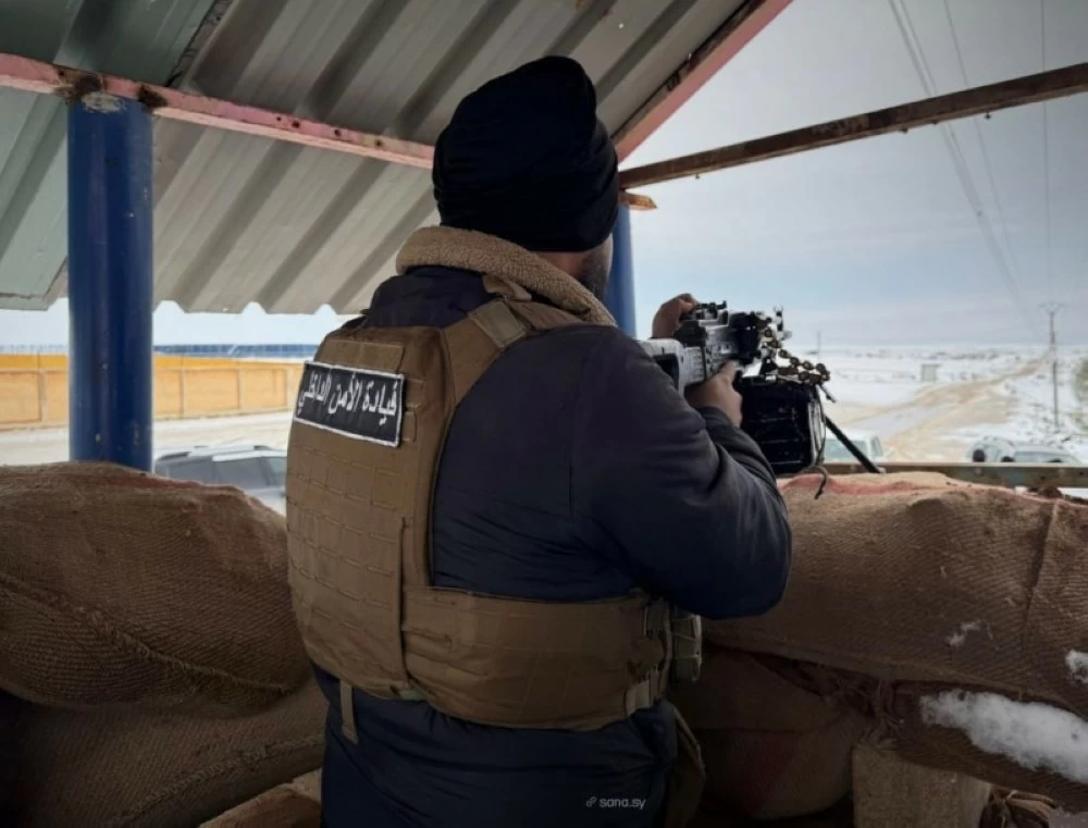 «الداخلية السورية» تنتشر في مخيم الهول. 