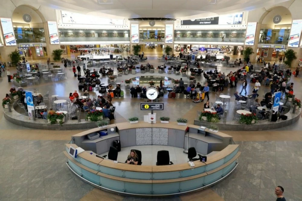 مطار بن غوريون الإسرائيلي.