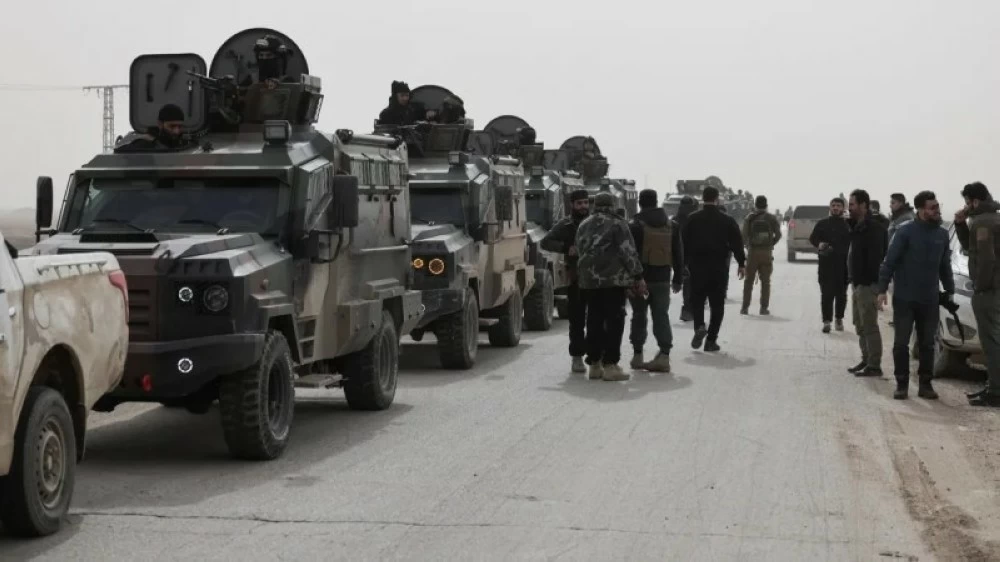 قوات الأمن الداخلي تستعد لدخول محافظة الحسكة.