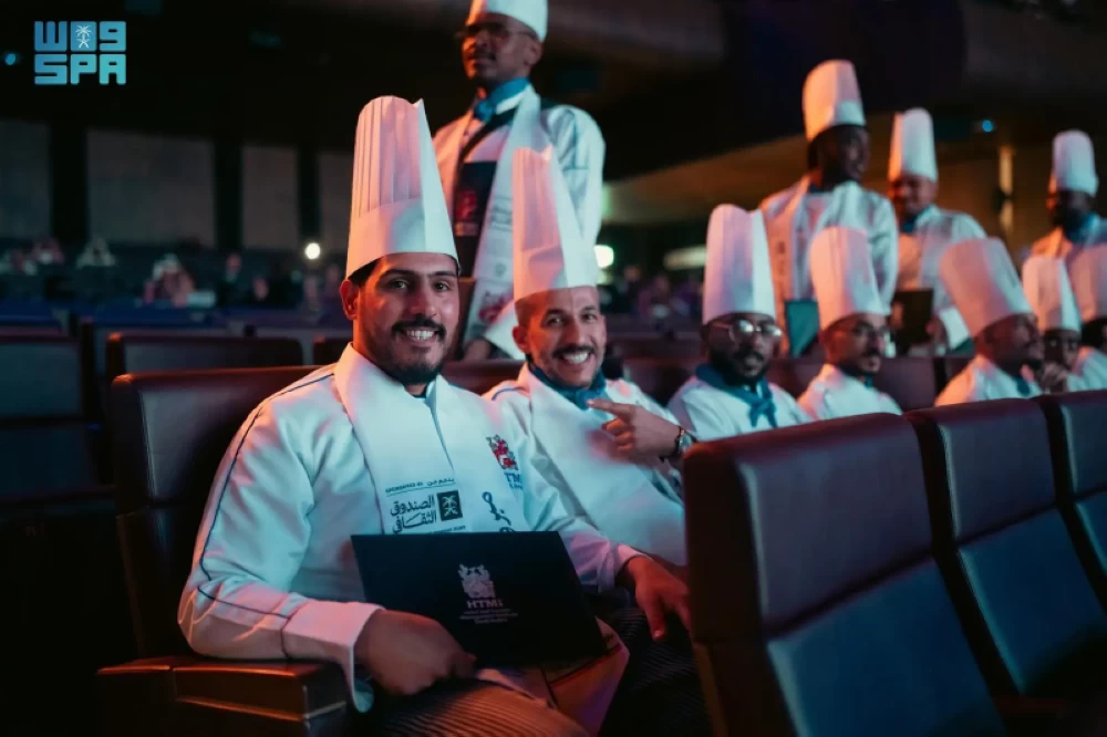 عاجل | عقود توظيف مباشرة لـ 500 طاهٍ وطاهية في أكبر دور الضيافة. للاطلاع على 