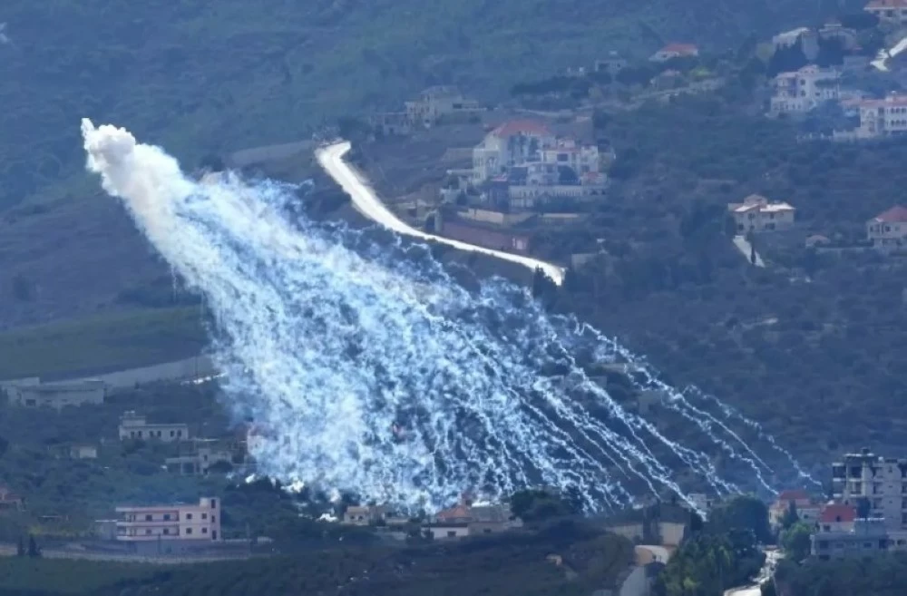 قصف إسرائيل للبنان بأسلحة محرمة.