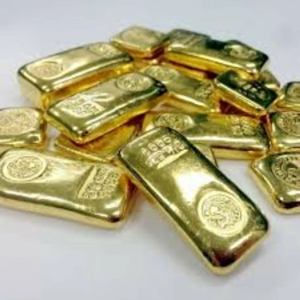 الذهب نزل في المعاملات الفورية 0.7 % إلى 5,029.49 دولار للأوقية.