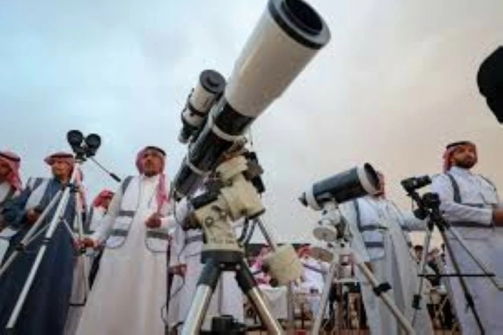 عاجل رحلة ترائي هلال رمضان.. من المشاعل إلى المراصد الفلكية الحديثة. إبراهيم العلوي. للاطلاع على 