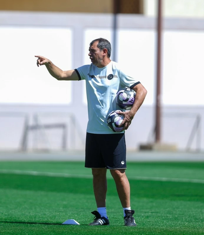 مدرب ضمك فابيو كاريلي: مواجهة الشباب مهمة. : صالح عابد الحربي saleh_okaz. للاطلاع على 