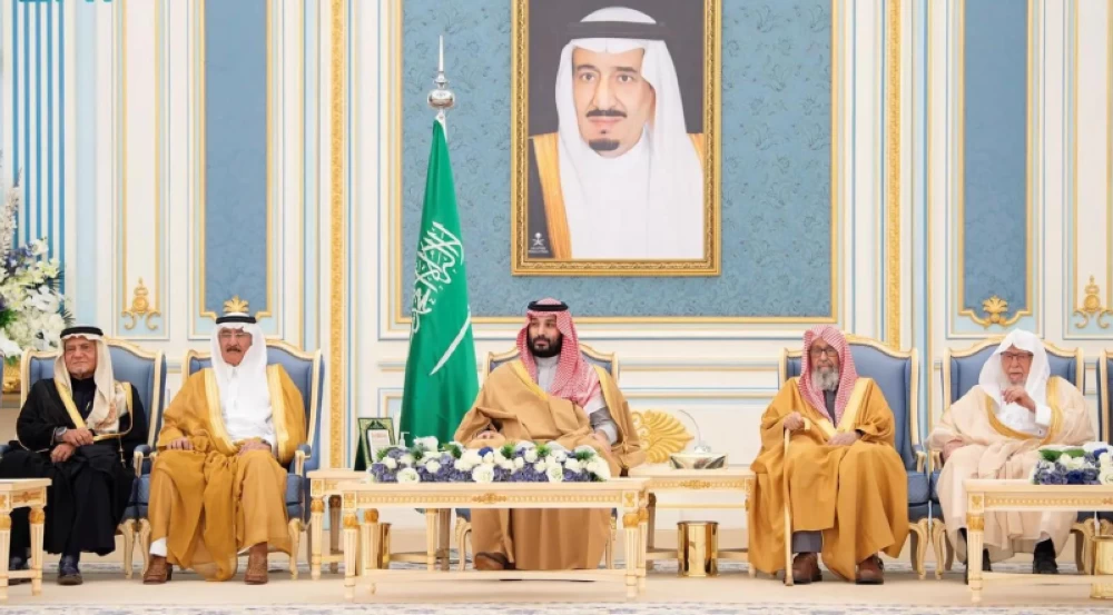 ولي العهد يستقبل المهنئين بشهر رمضان المبارك