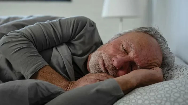 ماذا يحدث لقلبك أثناء النوم في غرفة درجة حرارتها 28؟